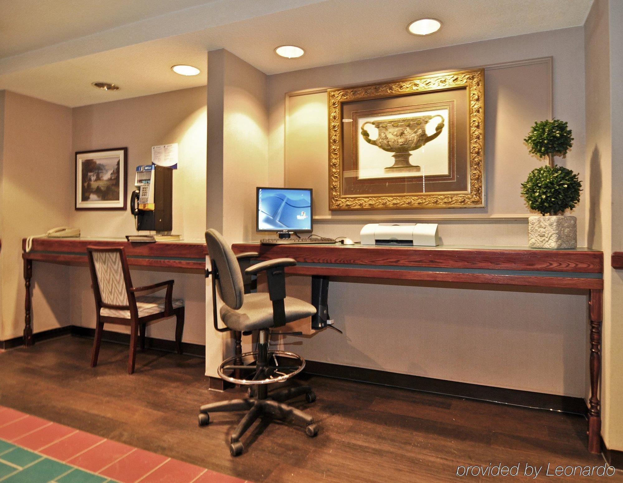 Days Inn By Wyndham Dalhousie Facilități foto